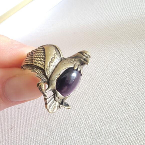 Ornate Eagle Ring w Purple Glass Stone - Picture 1 of 6